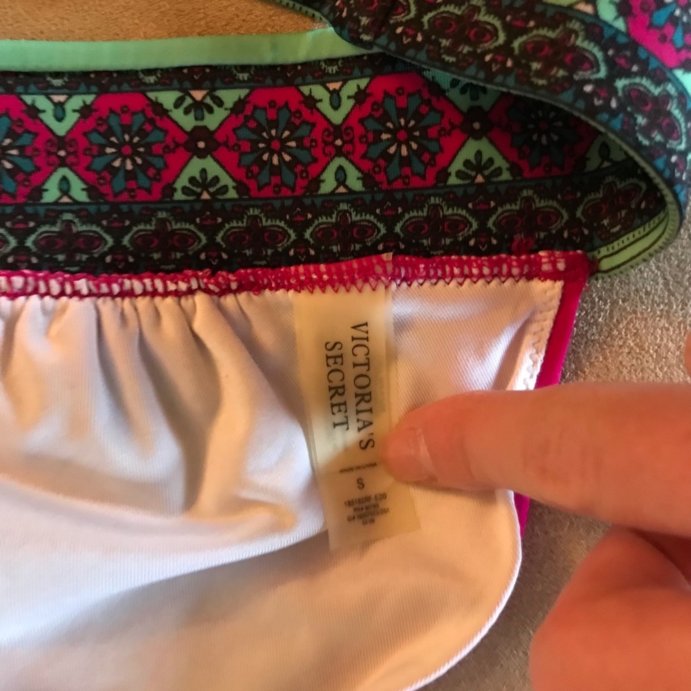 Victoria’s Secret Pink Paisley Boho Bikini Small - Picture 9 of 9